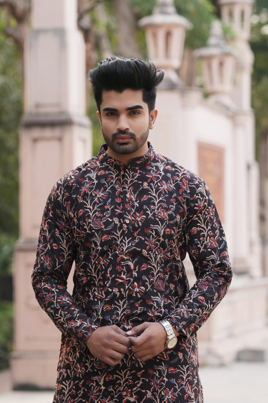 Black Base Red & Blue Floral Print Cotton Kurta